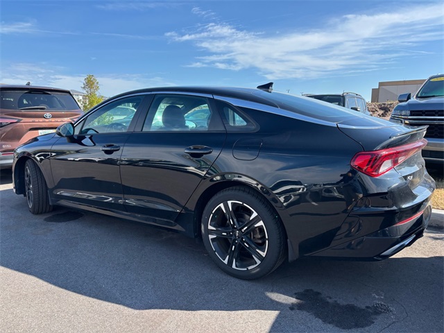 2022 Kia K5 GT-Line photo 4