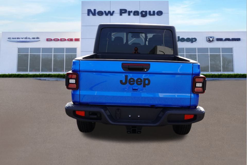 2025 Jeep Gladiator Sport S photo 4