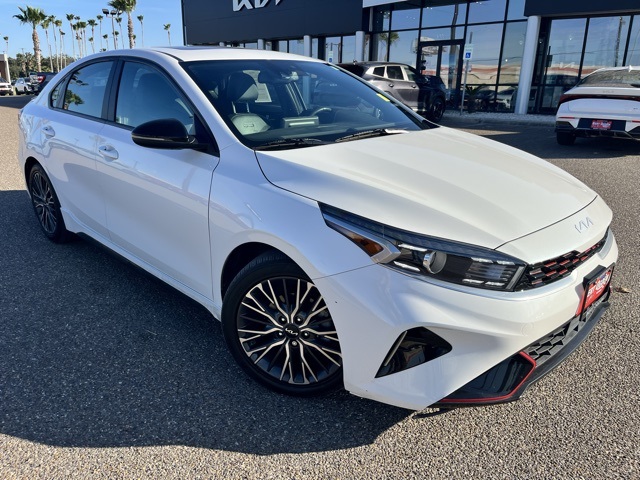 2023 Kia Forte GT-Line's photo