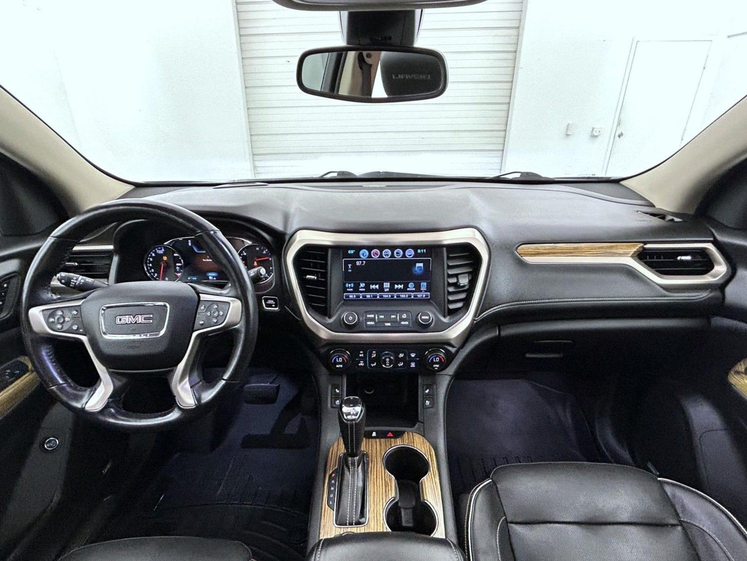 2017 Gmc Acadia Denali photo 12