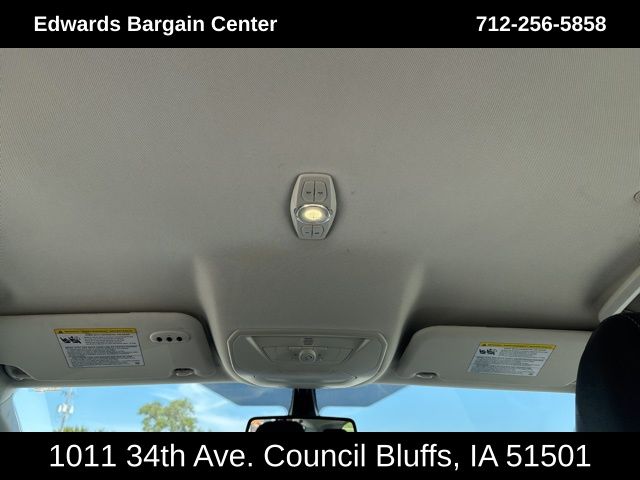 2015 Ford C-Max Hybrid SEL photo 12