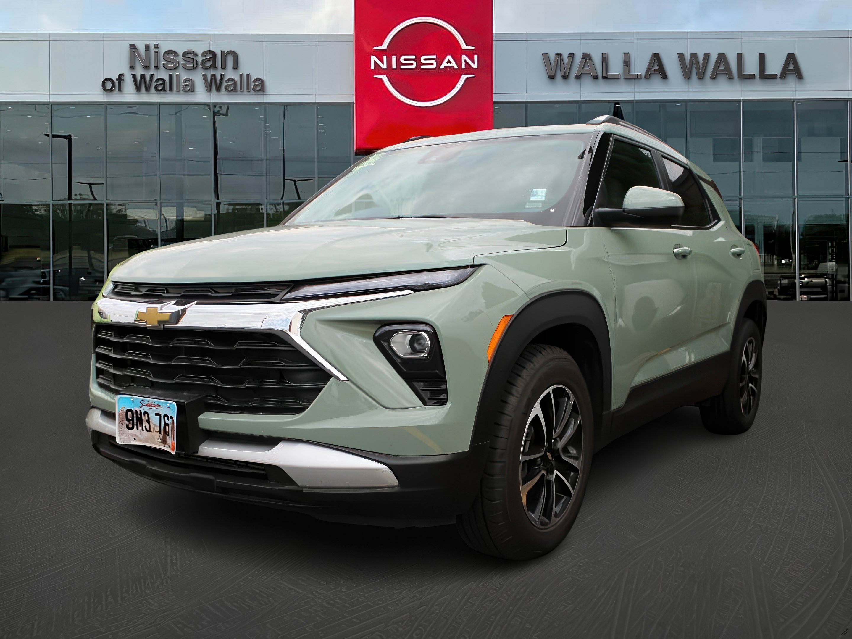 2025 Chevrolet Trailblazer LT photo 2