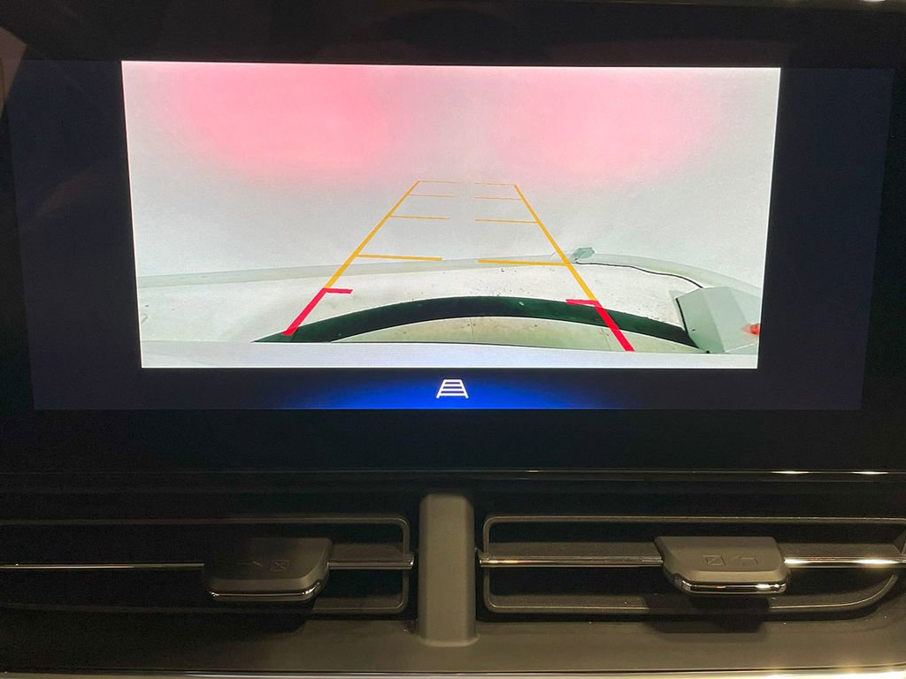 2024 Chevrolet Trax ACTIV photo 2