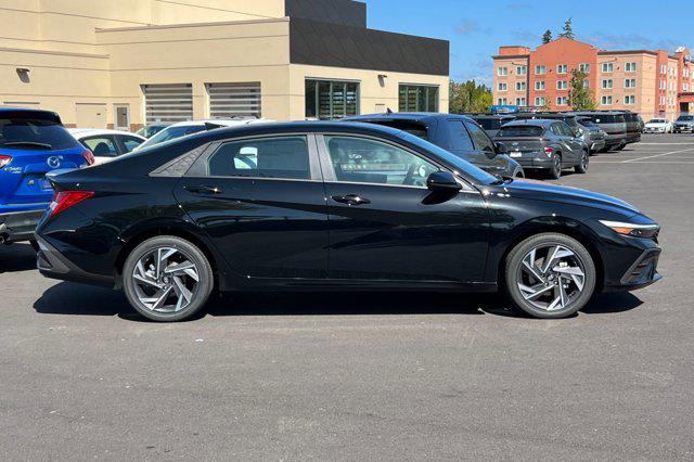 2025 Hyundai Elantra Hybrid SEL Sport photo 4