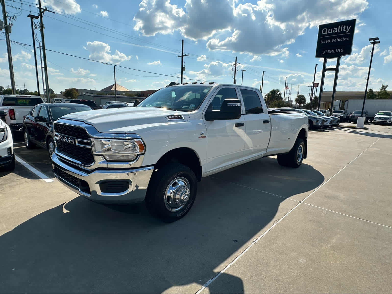 2024 Ram 3500 Tradesman photo 2