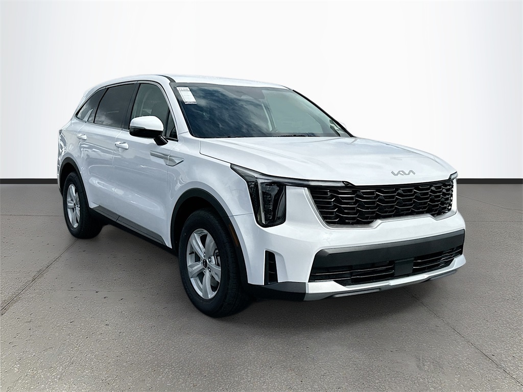 2026 Kia Sorento LX's photo