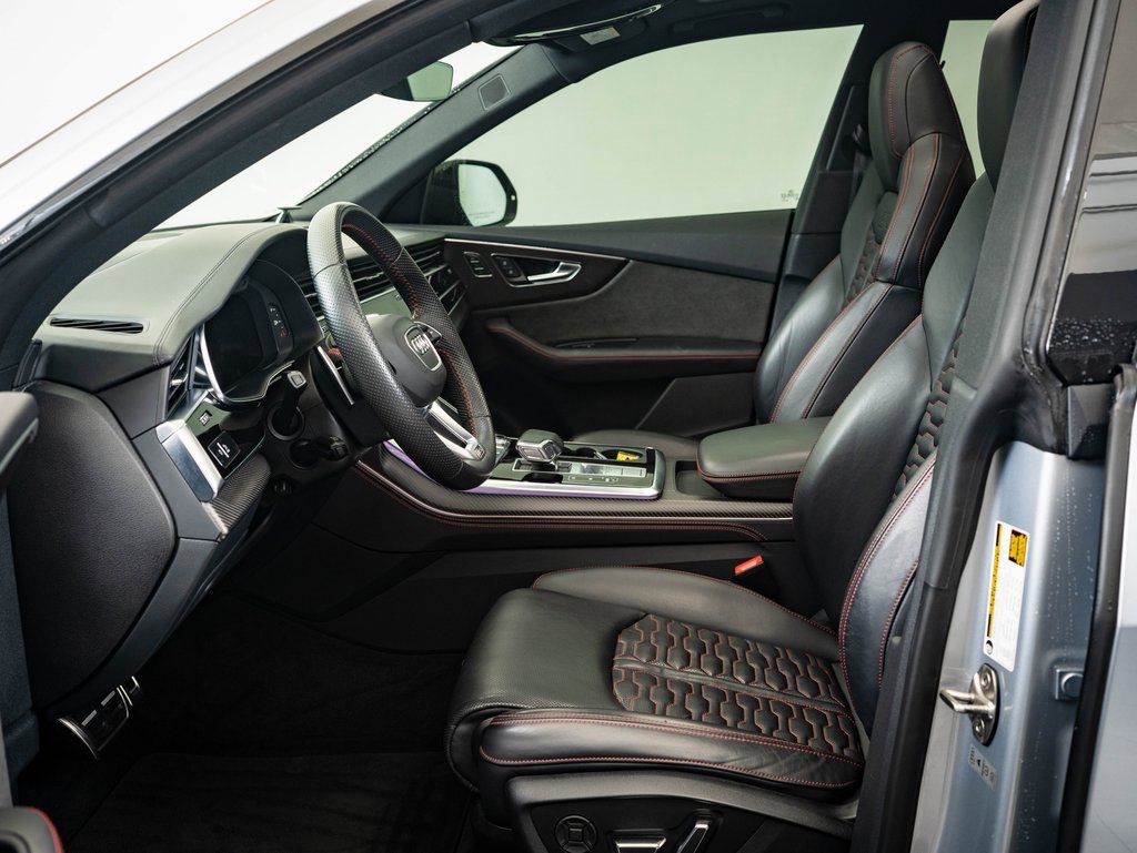 2021 Audi RS Q8 photo 18