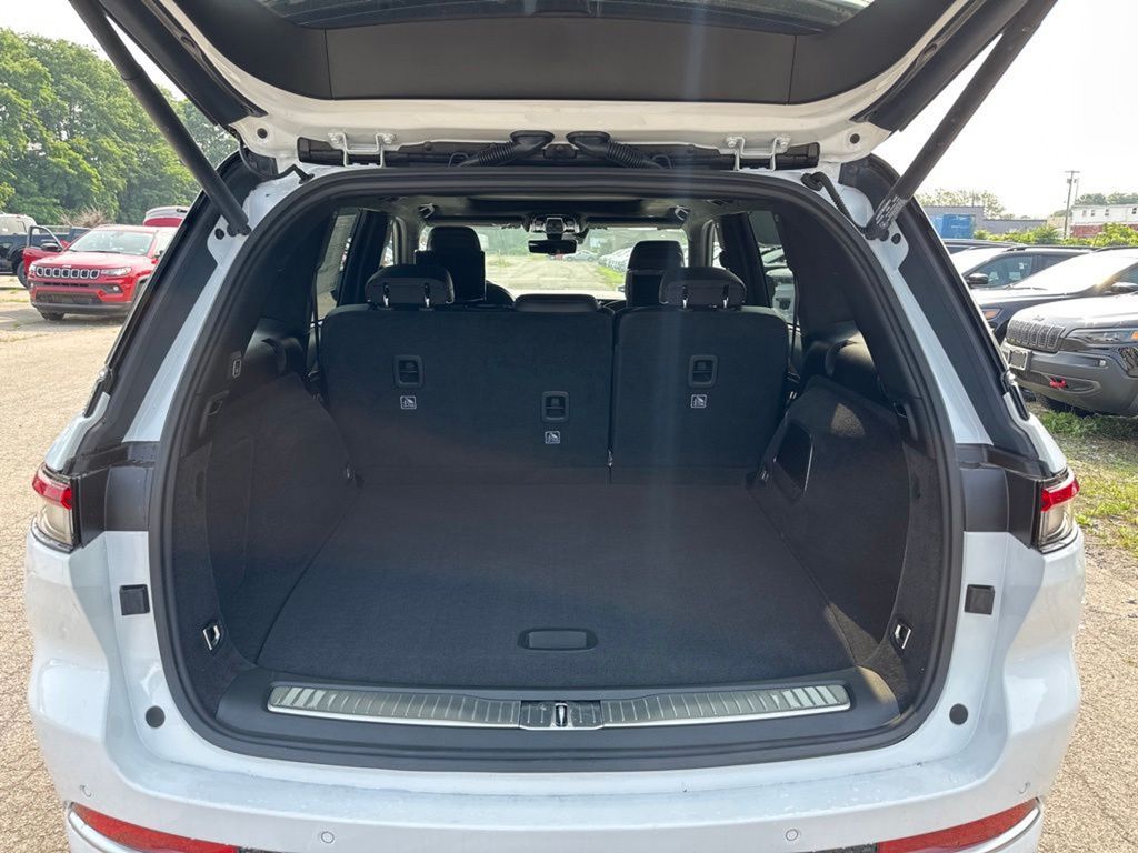 2023 Jeep Grand Cherokee Summit Reserve 4xe photo 7