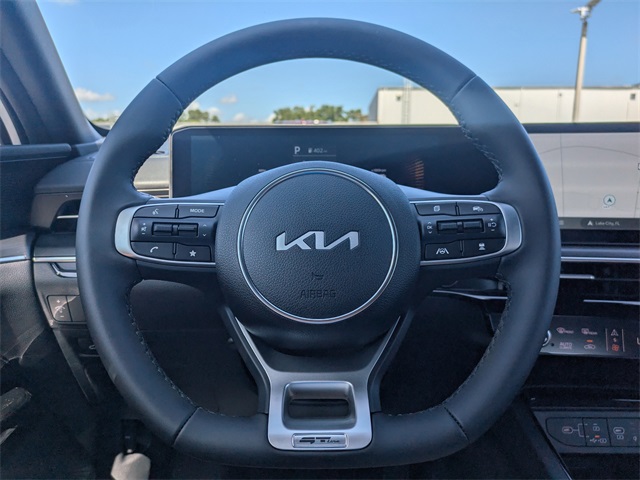 2025 Kia K5 GT-Line photo 24