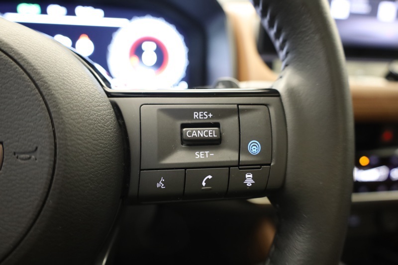 2024 Nissan Rogue Platinum photo 25