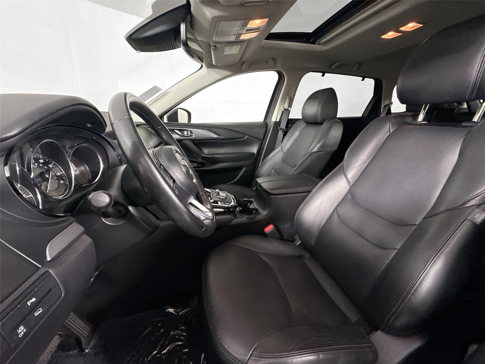 2022 Mazda CX-9 Touring photo 14