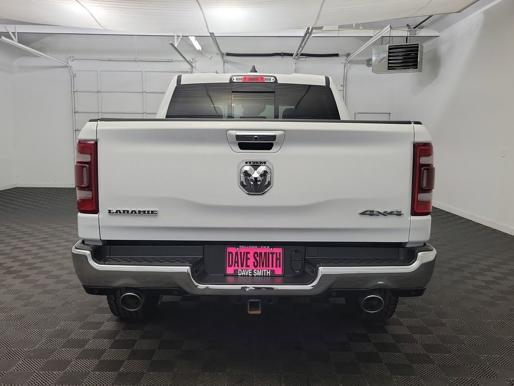 2020 Ram 1500 Laramie photo 8