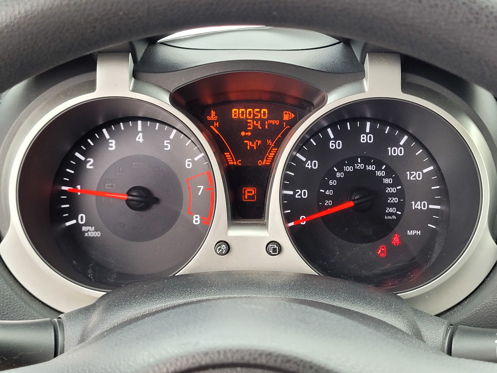 2015 Nissan Juke S photo 10