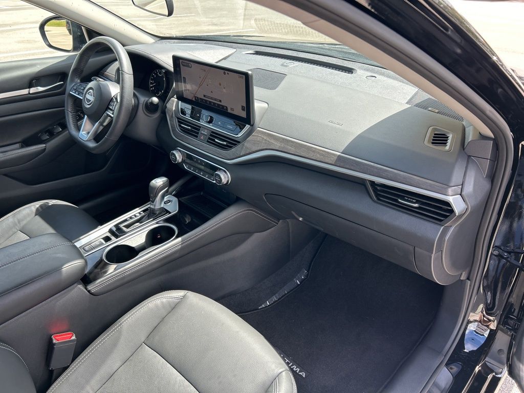 2024 Nissan Altima 2.5 SL photo 37