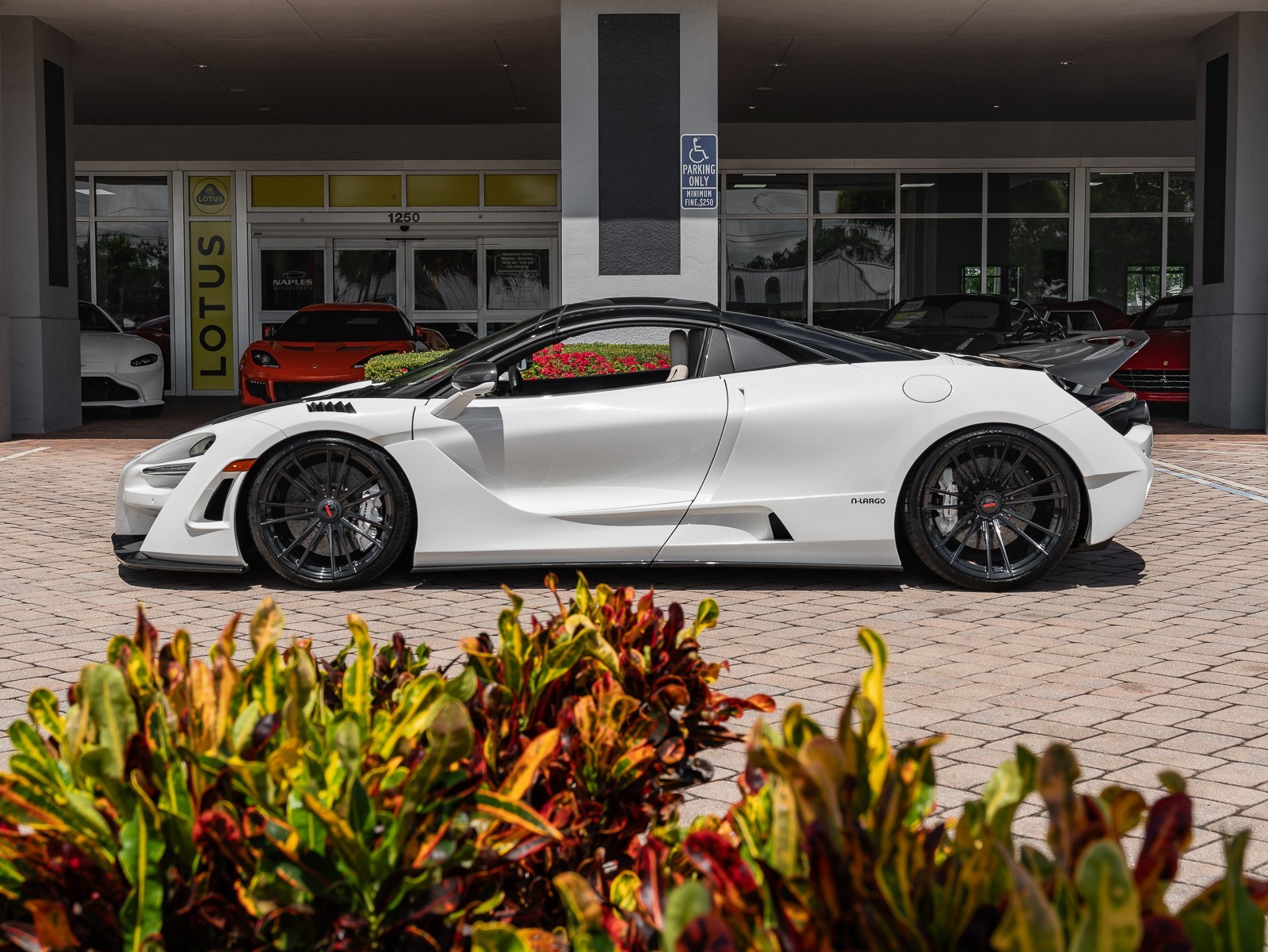 2020 Mclaren 720S Spider photo 19