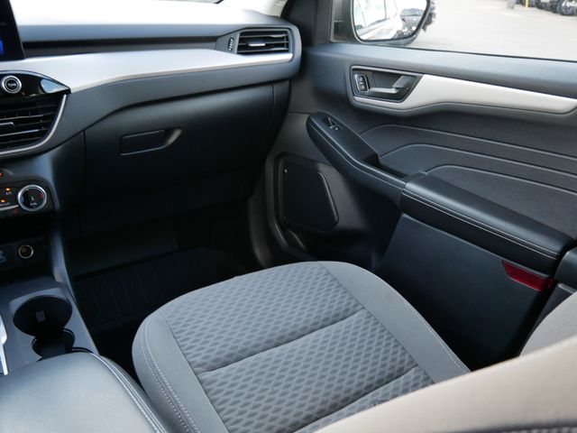 2022 Ford Escape SE photo 8