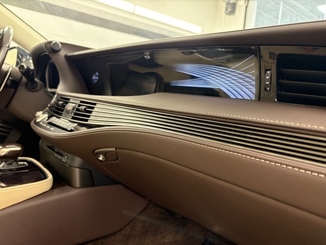 2018 Lexus LS 500 photo 23