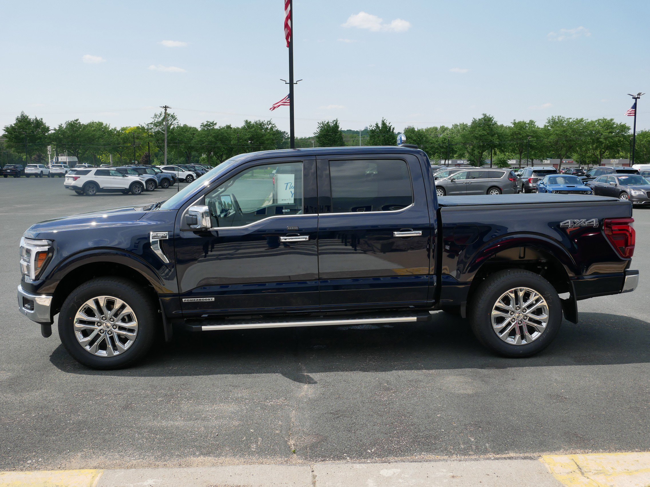 2025 Ford F-150 Lariat photo 5