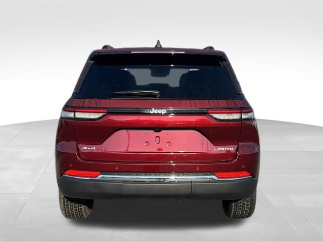 2025 Jeep Grand Cherokee Limited photo 4