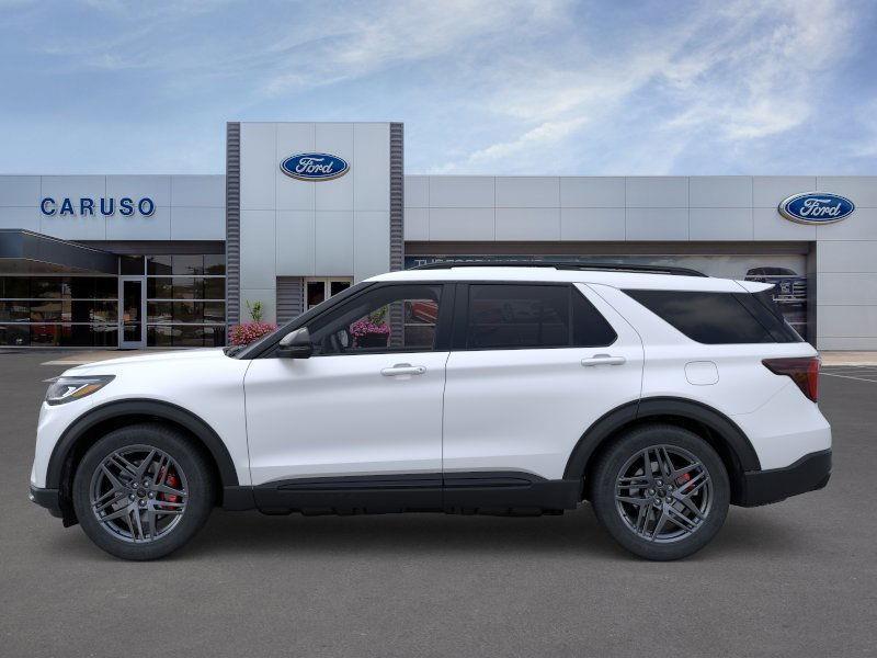 2025 Ford Explorer ST photo 2
