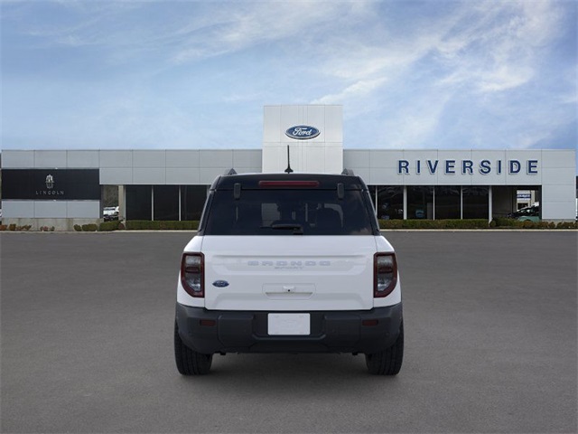 2025 Ford Bronco Sport Outer Banks photo 3