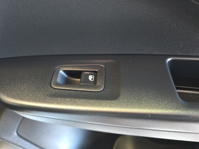 2023 Volkswagen Taos SEL photo 30