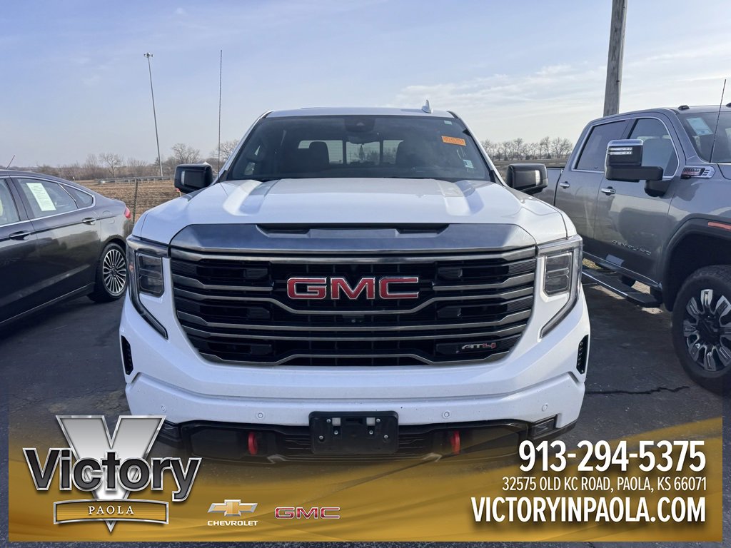 2023 GMC Sierra 1500 AT4's photo