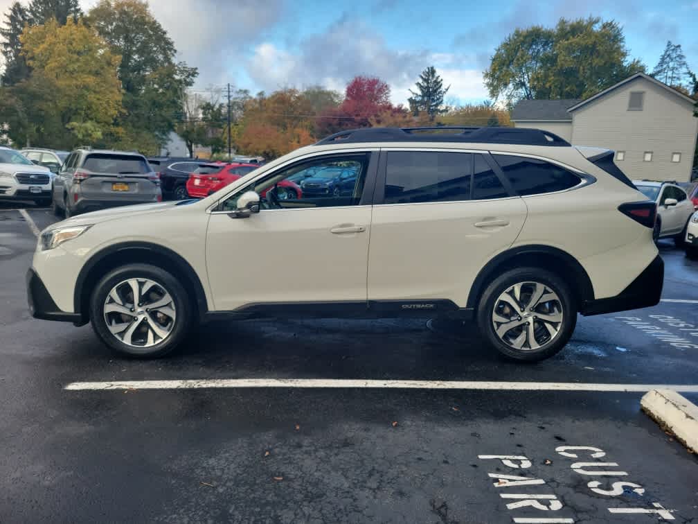 2022 Subaru Outback Limited photo 4