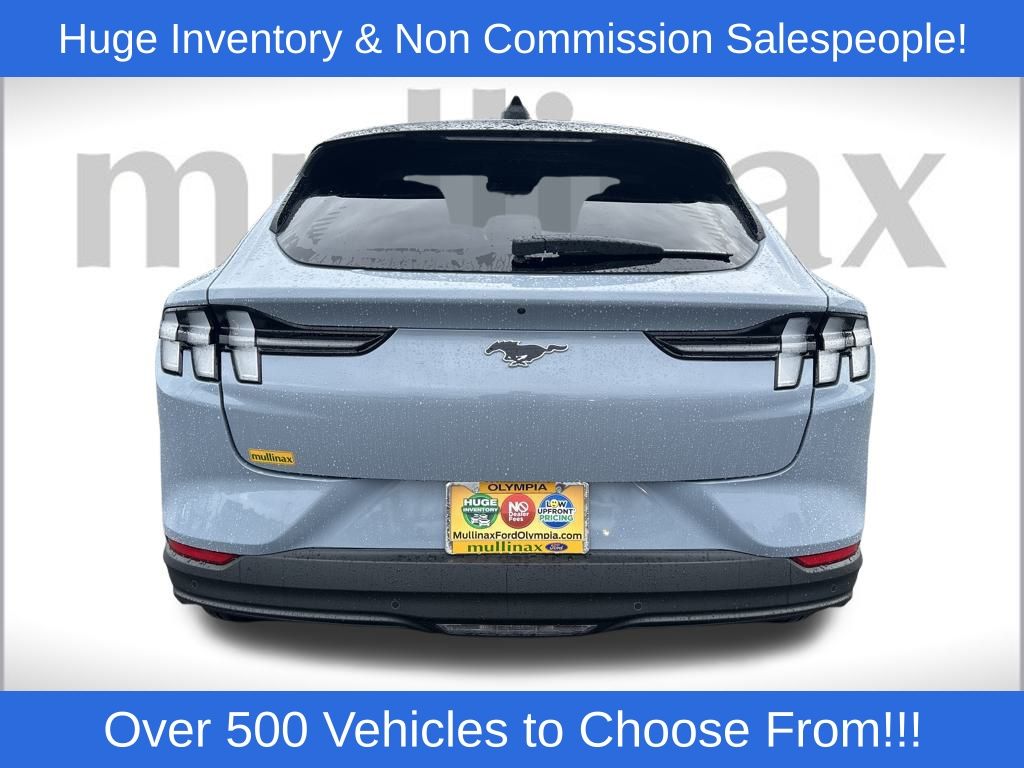 2025 Ford Mustang Mach-E Premium photo 4