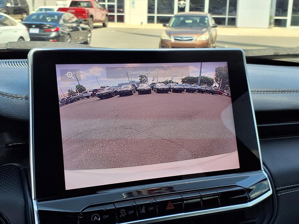2023 Jeep Compass Altitude photo 8