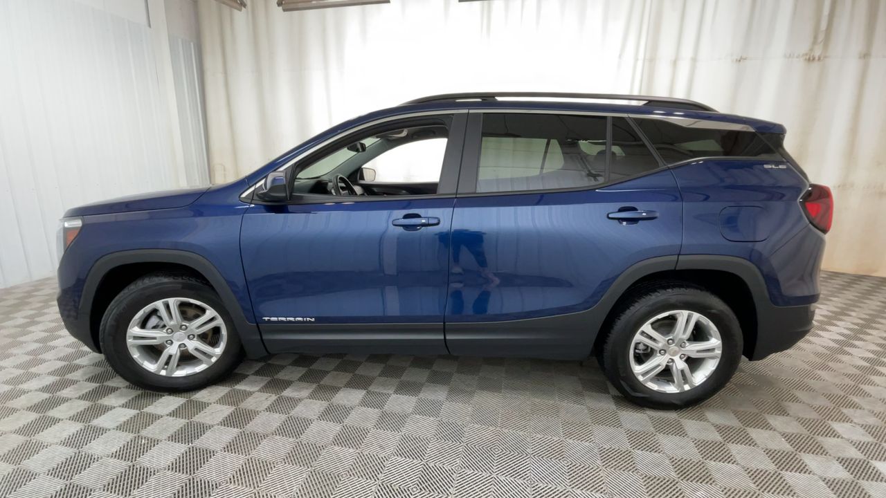 2022 Gmc Terrain SLE photo 5