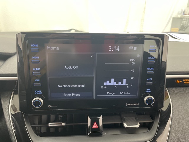 2022 Toyota Corolla SE photo 3