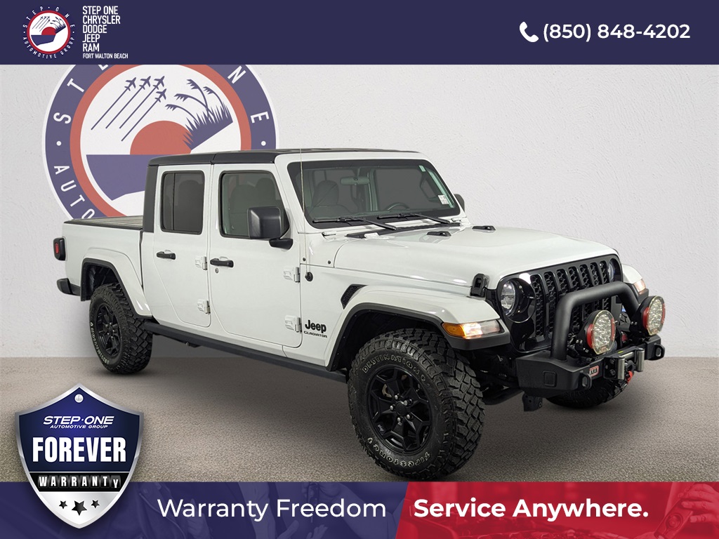 2021 Jeep Gladiator WILLYS SPORT's photo