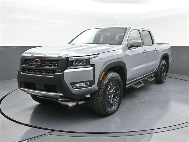 2026 Nissan Frontier PRO-4X's photo