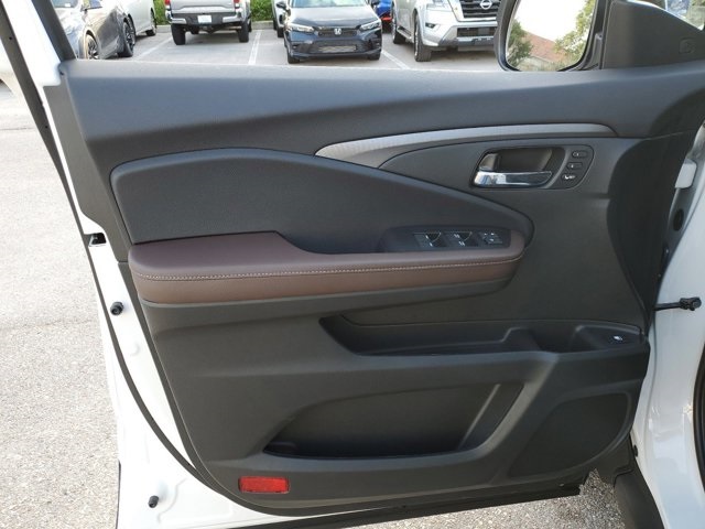 2025 Honda Ridgeline RTL photo 18