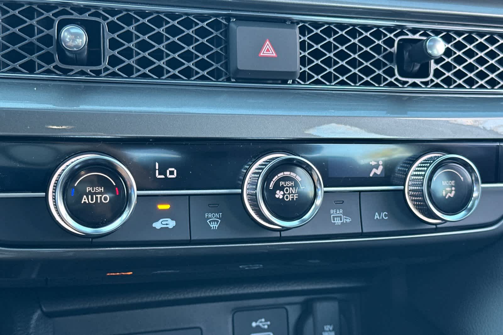 2025 Acura Integra Base photo 14