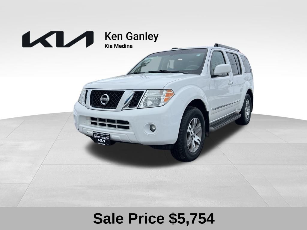 2012 Nissan Pathfinder S's photo