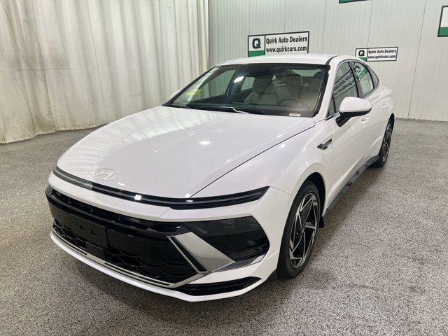 2026 Hyundai Sonata SEL Sport photo 3