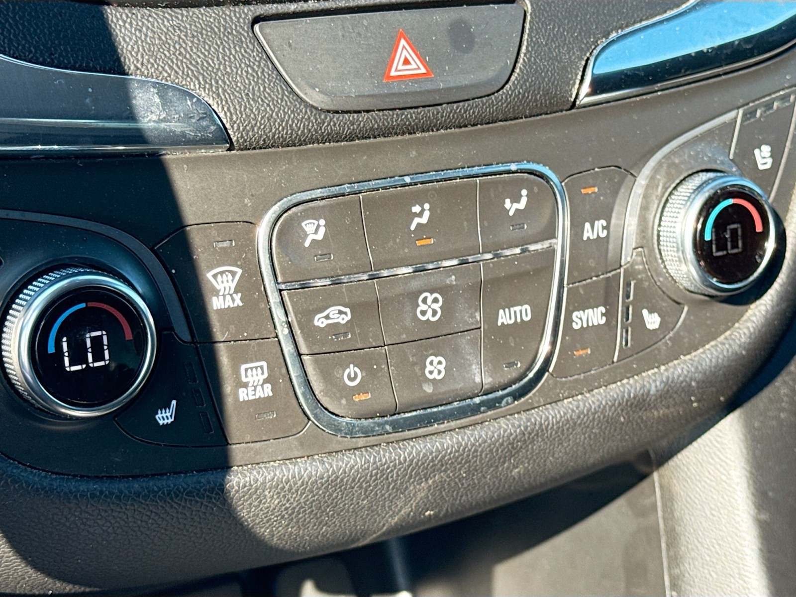 2020 Chevrolet Equinox Premier photo 19