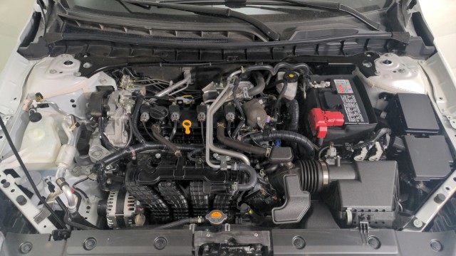 Used 2024 WHITE Nissan 2.5 SV image 30