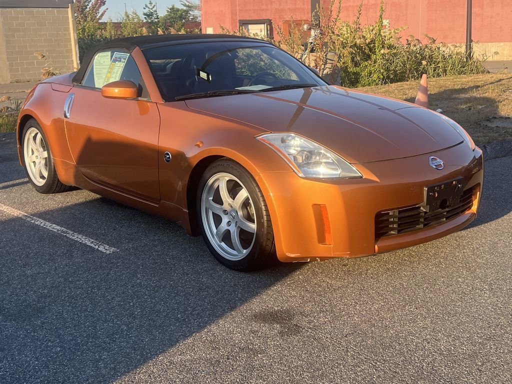 2004 Nissan 350Z Roadster Touring's photo
