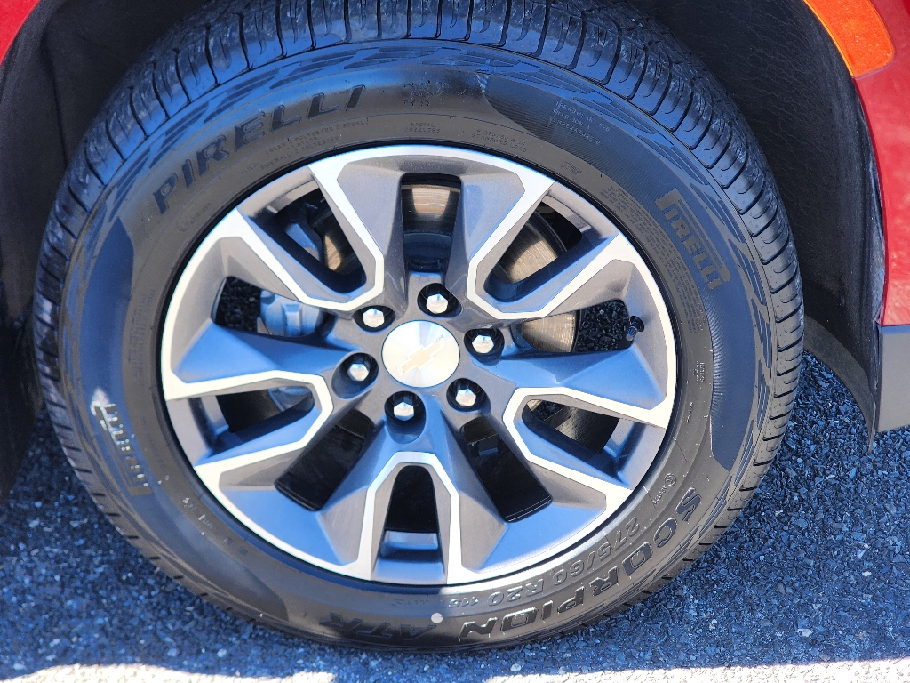 2022 Chevrolet Tahoe LT photo 4