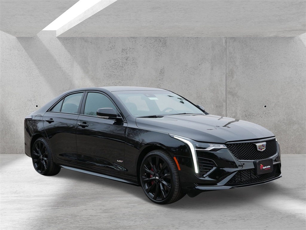 2022 Cadillac CT4 V-Series's photo