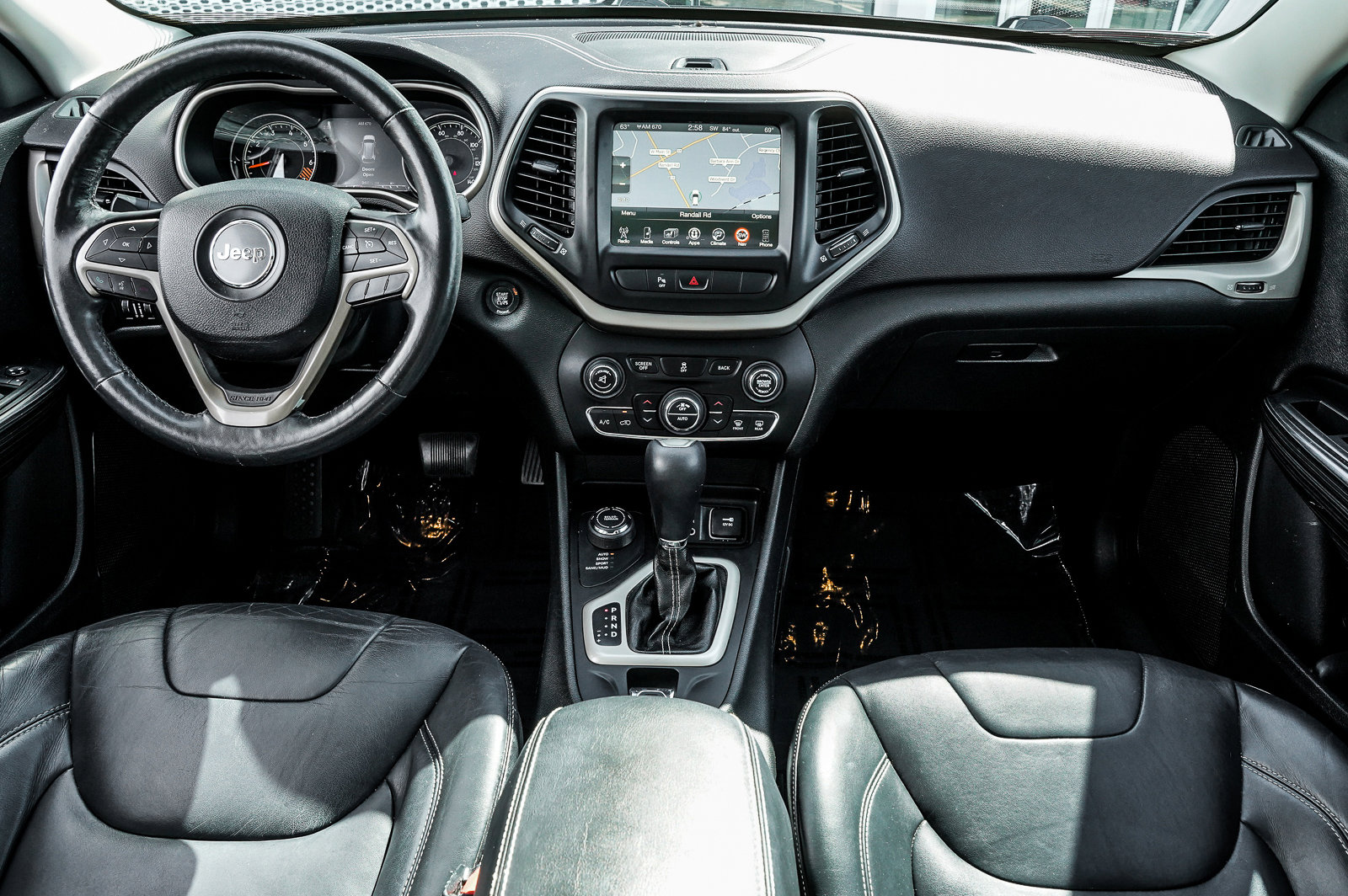 2015 Jeep Cherokee Limited photo 4