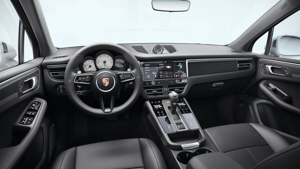 2026 Porsche Macan S photo 10