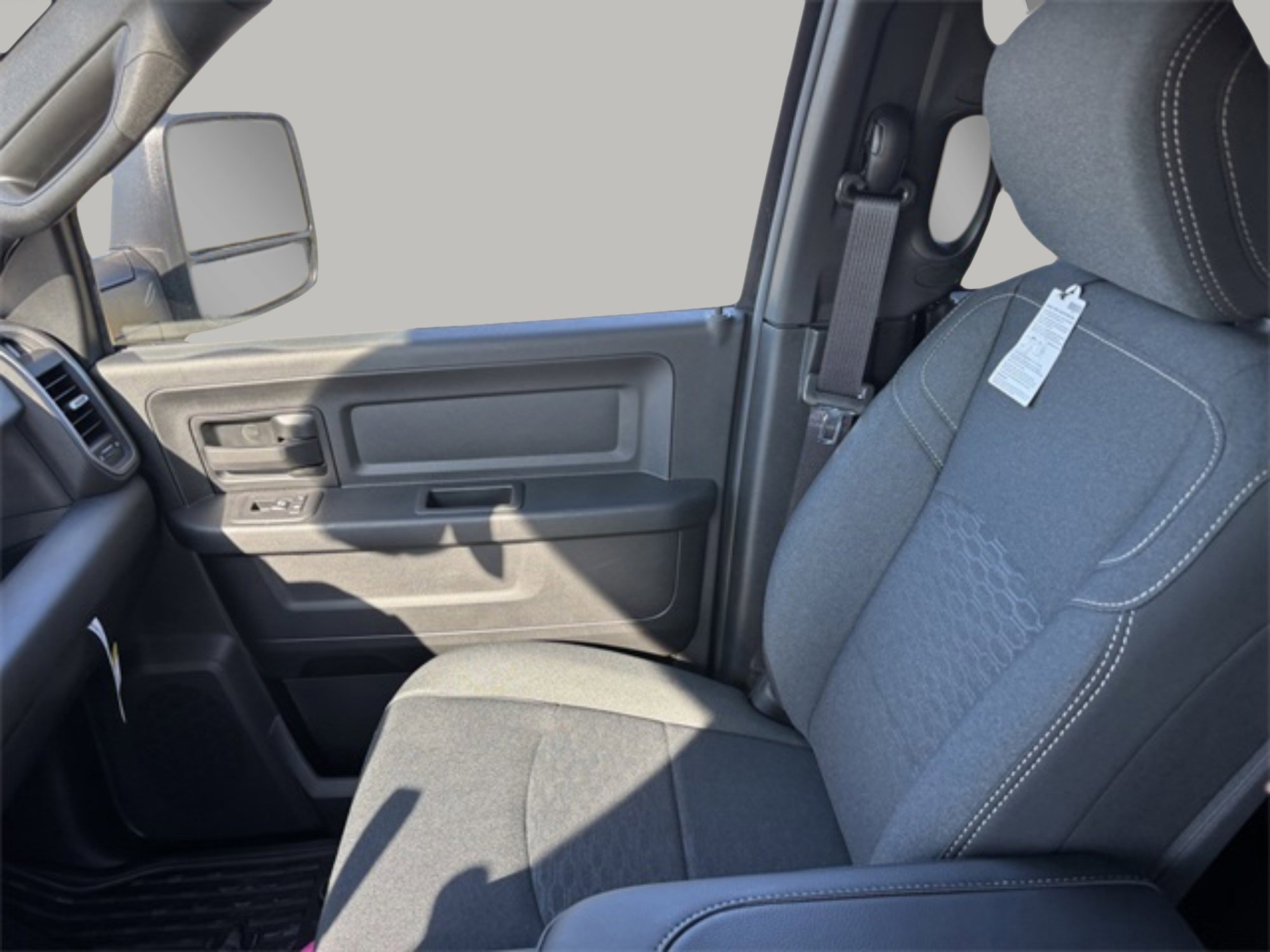 2026 Ram 2500 Tradesman photo 17