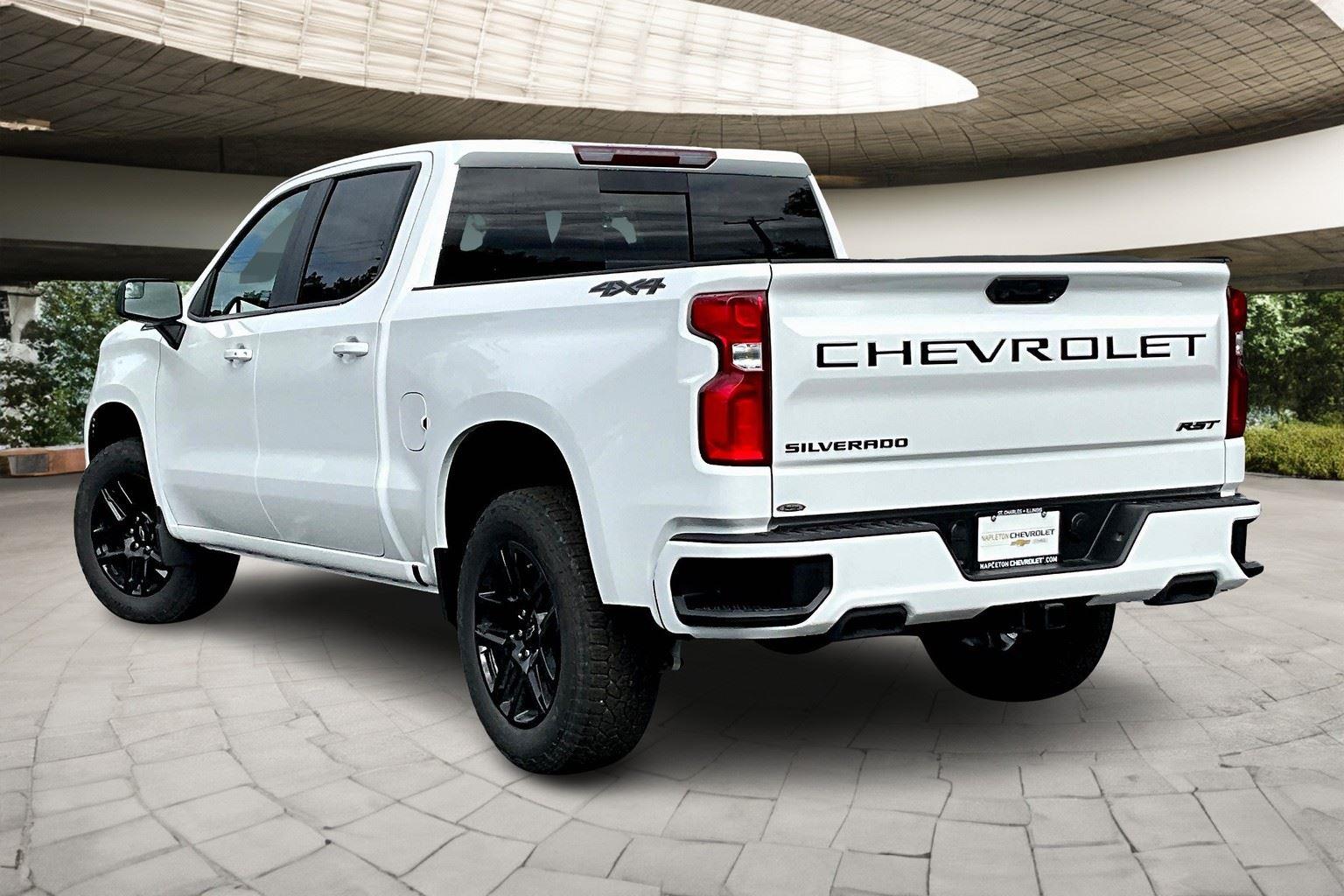 2025 Chevrolet Silverado 1500 RST photo 3