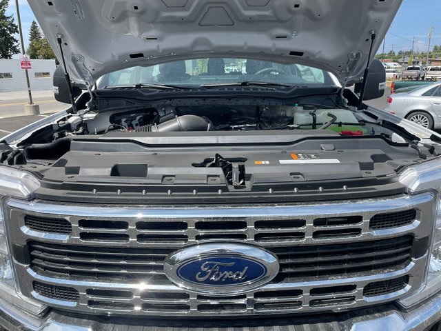 2024 Ford F-550 photo 27