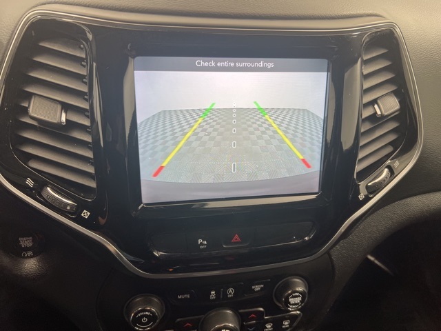 2020 Jeep Cherokee Limited photo 16