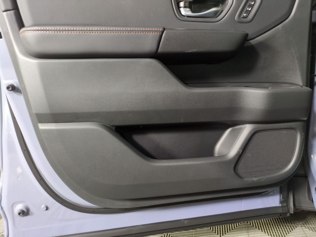 2025 Honda Pilot TrailSport photo 10